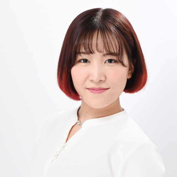 続きを読む: 川畑里咲子 上半身①